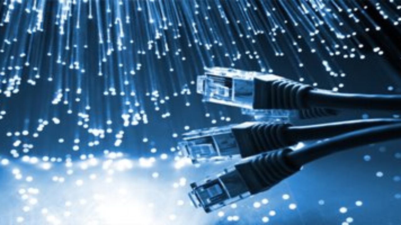 شبكات المختلفة الحاسب، الحاسب و الانترنت بالدول تربط شبكة بين أجهزة الشبكات السلكية
